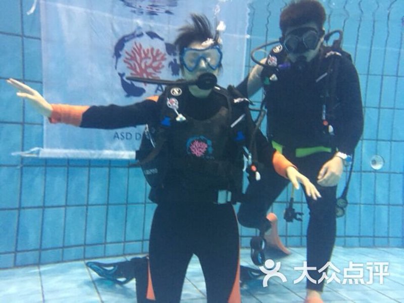 潜水俱乐部引领水上生活新潮流